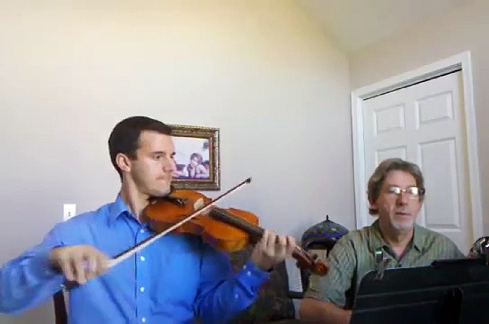 ⁣Irish Violin Music - Irish Washerwoman