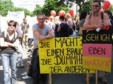 Wir sind mehr wert - die größte Demo in Dresden seit 1990