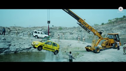 Dum Ghutta Hai - Drishyam - Ajay Devgn, Shriya Saran & Tabu - Rekha Bhardwaj & Rahat Fateh Ali Khan