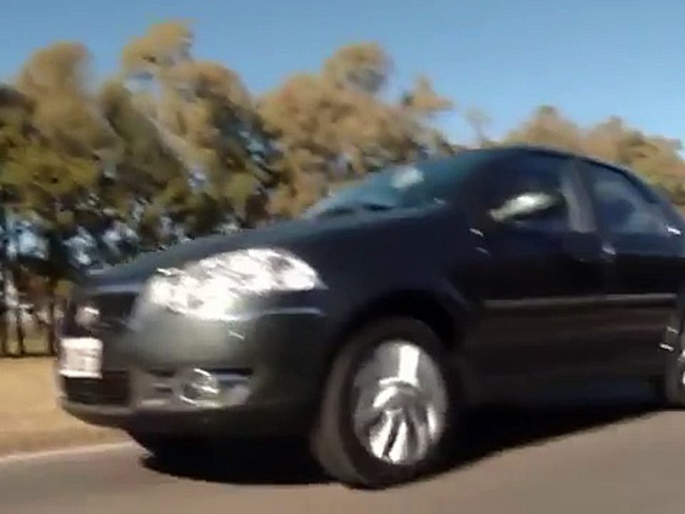 Fiat Siena 1.6 E.torQ - Test - Matías Antico