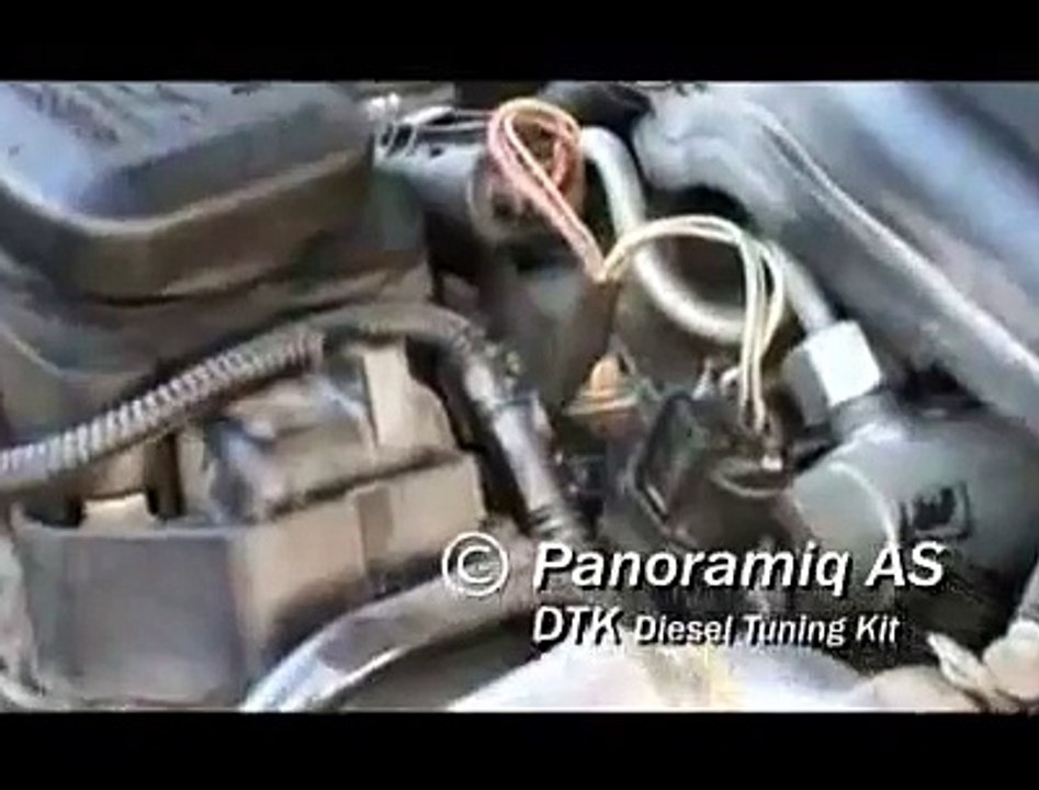 Installation of chip tuning powerbox in BMW