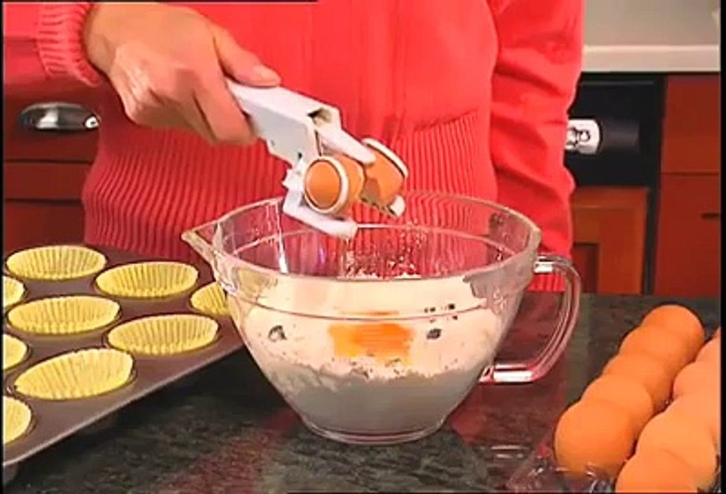 Egg Cracker Machine - Very Inteesting