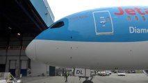 Jetairfly B787-8 OO-JDL arrival at Brussels Airport