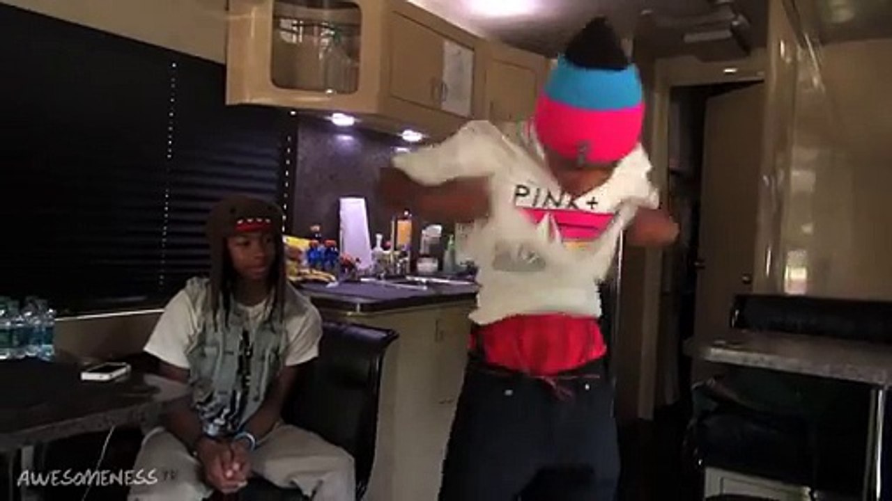 Mindless Takeover - Mindless Behavior's Tour Bus - Mindless Takeover