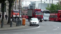 Einsatzfahrt WLF-Gefahrgut und RW3 (Berliner Feuerwehr) am Brandenburger Tor