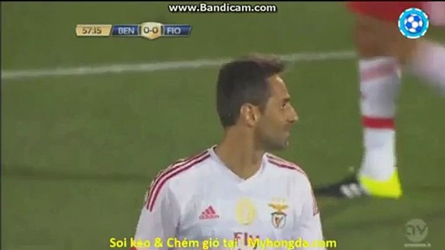 Goncalves Amazing Chance To Score Benfica 0-0 Fiorentina