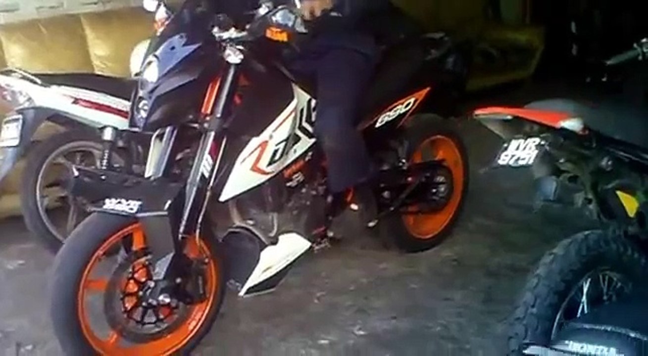 TAKIM EXHAUST - TESTING KTM DUKE 690.mp4