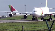 Descolagem  Airbus A340-300 TAP Portugal Aeroporto de Lisboa Take off at Lisbon Airport  A340-300