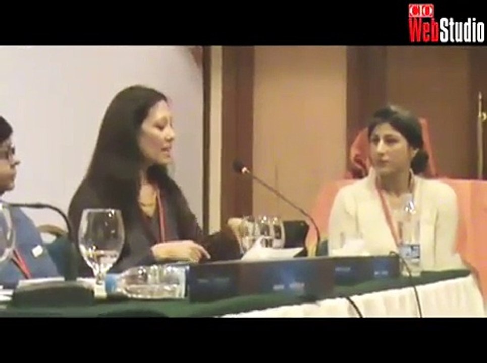 PKSMS Women & Social Activism in the New Media Era W 01 Naveen Naqvi