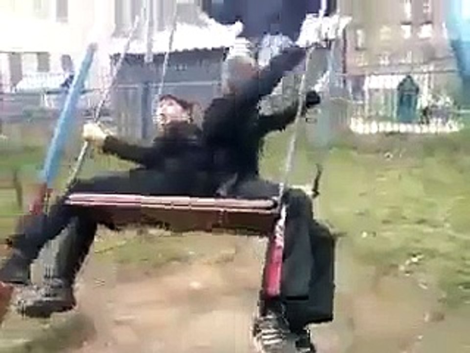 بندہ گیا کام سے