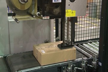 Amazon.com sale de la situación de 'números rojos'