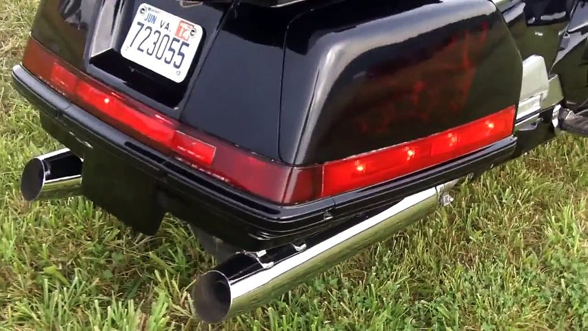Gl1500 Goldwing Hd Mufflers Custom Paint Modified Stereo Bagger Windshield Video Dailymotion