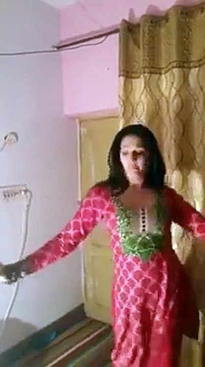 Kia Ek Larki Aysa Bi Kr Skti Hai Full Complete Video