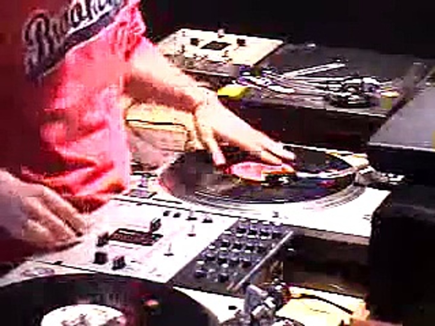 DJ Mana (Nocturnal Sound Krew) skratch sesh