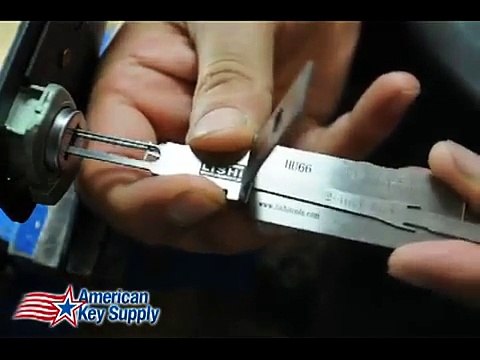 Documentaire crochetage de serrure de vehicule(le decodeur cles à vagues)