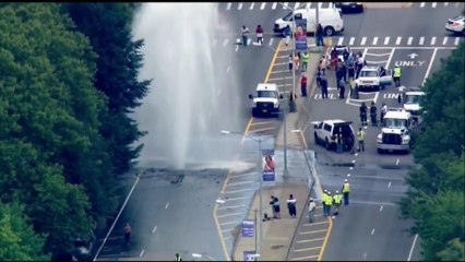 Un geyser jaillit du bitume à New York