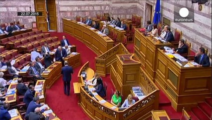 پشتیبانی مردم یونان از دولت همزمان با درخواست وام ۸۶ میلیاردی