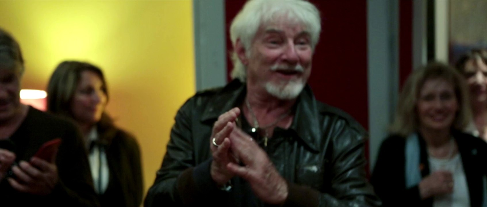 Les Papillons chantent Santiano avec Hugues Aufray