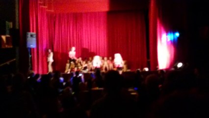 spectacle du collège - danse Trio 2014