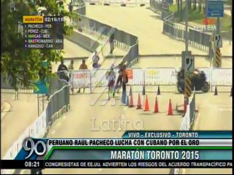 Raúl Pacheco y sus últimos kilómetros de infarto en la maratón (VIDEO)