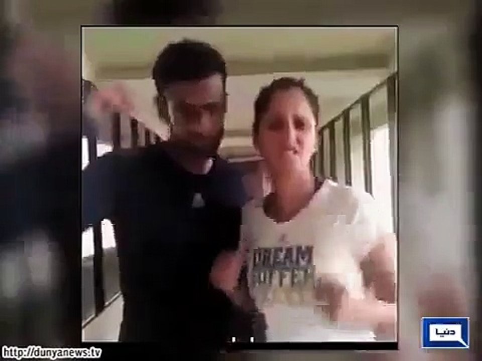 Sania Mirza & Shoaib Malik dubsmash with Pakistani Cricketers Celebrating Victory of Pakistan Cricket team Dance in SL