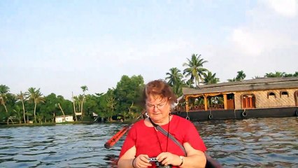 Descargar video: South India Tour | South India Travel | Kerala Backwaters