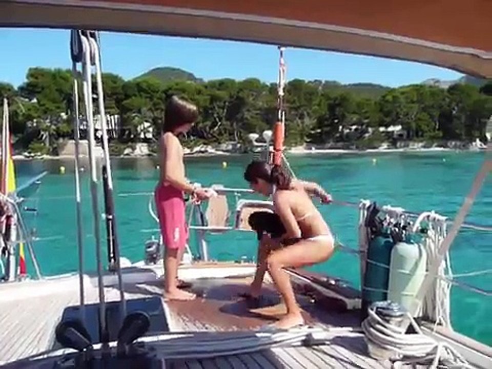 perro de aguas español - Nina primera ducha en Formentor