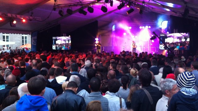 Cornouaille 2015. Le cyber fest-noz électrise la place Saint-Co !