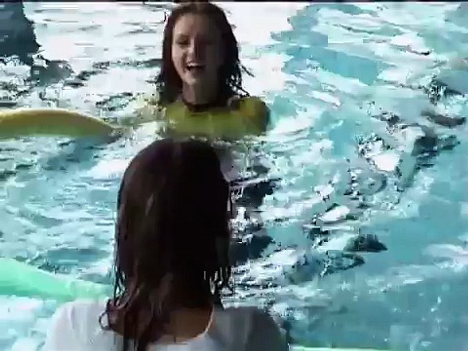 Wet Fashion Fun - Trailer 13