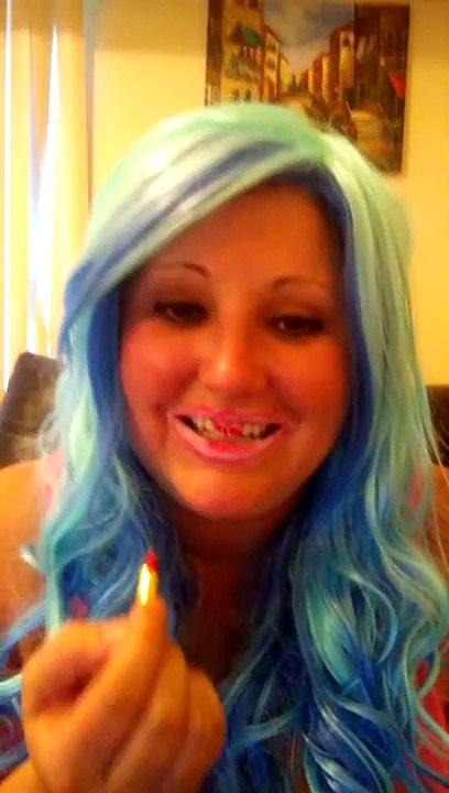 Makeup tutorial by Sara