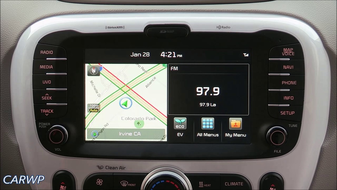 INTERIOR Kia Soul EV 2015 aro 16 Elétrico 109 cv 28,9 mkgf 145 kmh 0-96 kmh 12 s @ 60 FPS