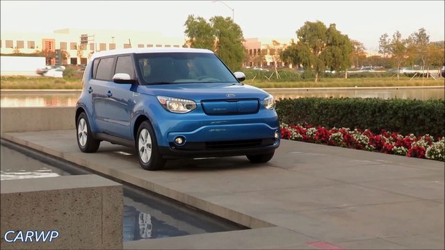 DESIGN Kia Soul EV 2015 aro 16 Elétrico 109 cv 28,9 mkgf 145 kmh 0-96 kmh 12 s @ 60 FPS