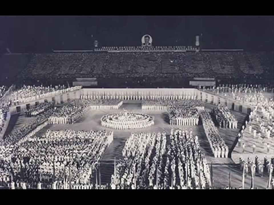 Festivitati in comunism