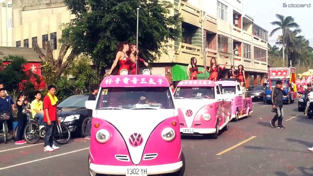 0007 Taiwan temple dancers pilgrimage. Pop Candy. 2013