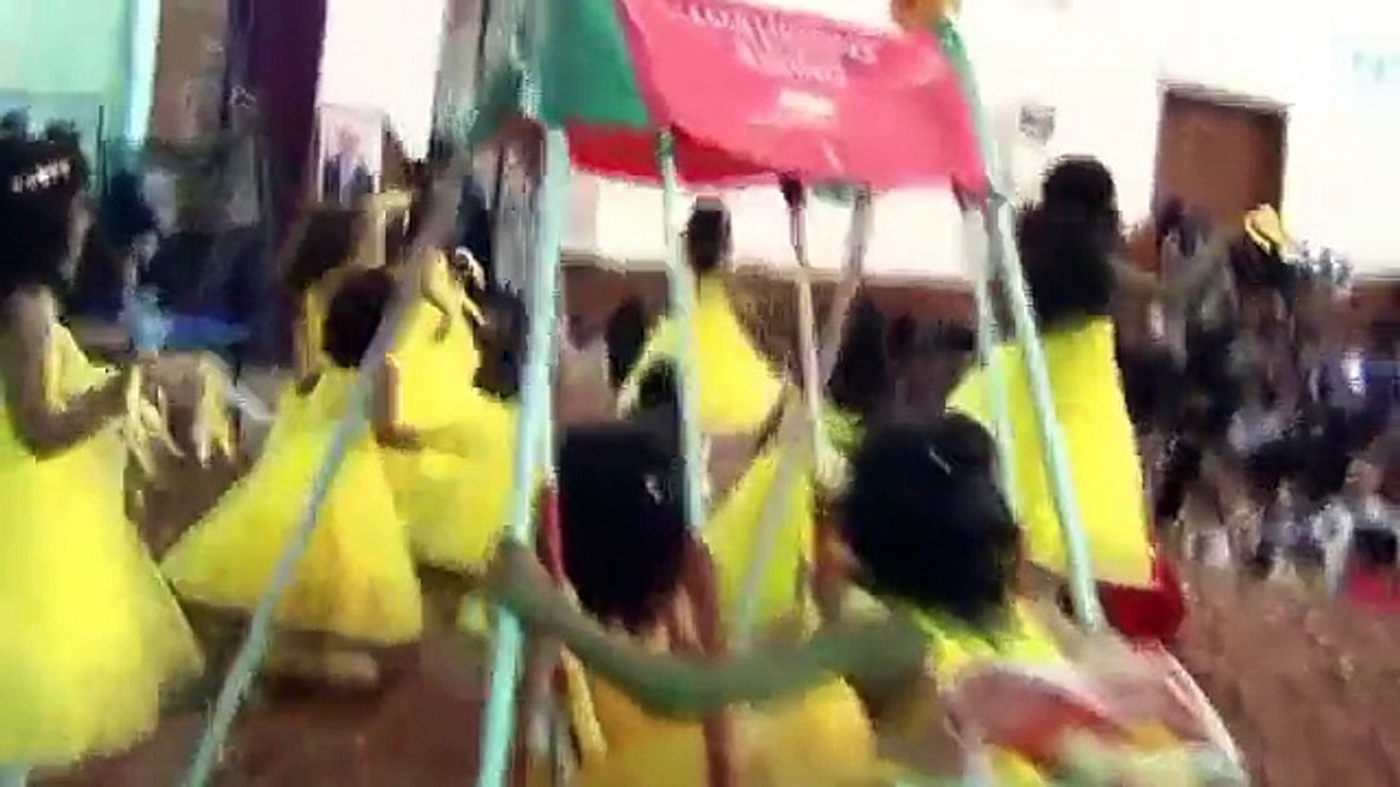 أنشودة هابي هابي - الحفل التكريمي لمدرسة طيبة الأهلية    II   اليمن - تعز