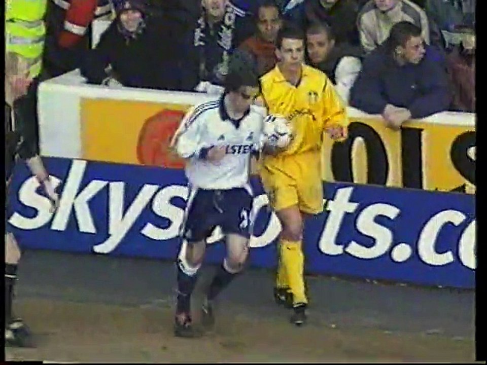 Spurs 1 Leeds 2 (24.2.01) - First Half
