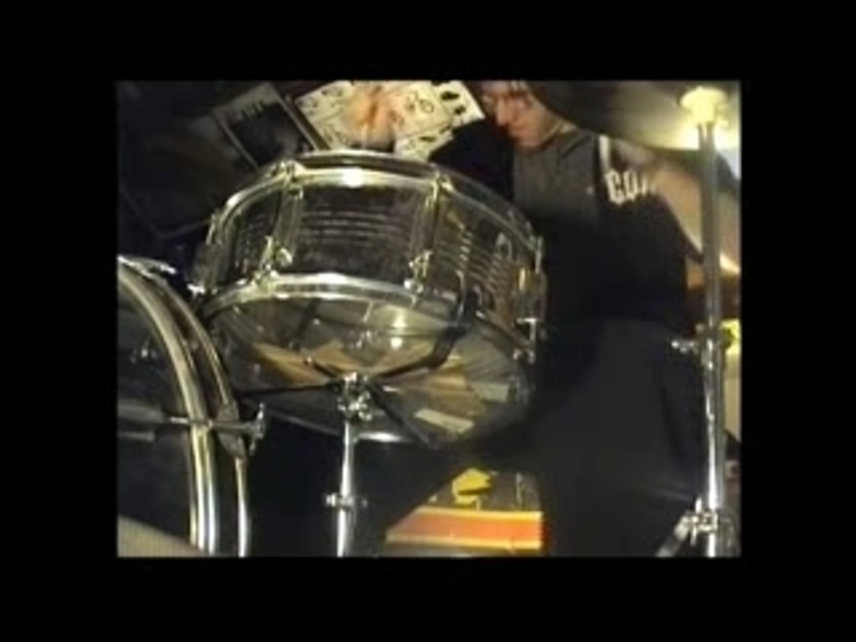 Clip fear factory internet