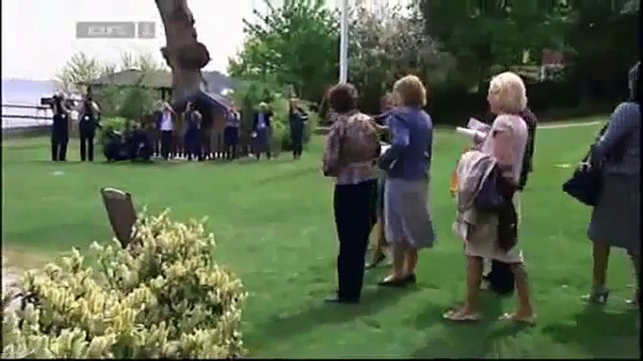 Kongehuset Indefra 2/7 (Danish Royal Family Documentary 2009)