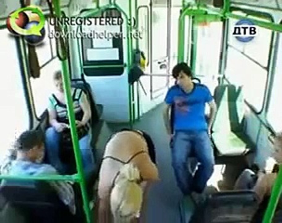 Sexy candid camera on the Bus