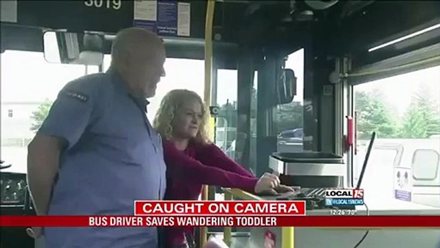 Un chauffeur de bus arrête son véhicule pour sauver une vie