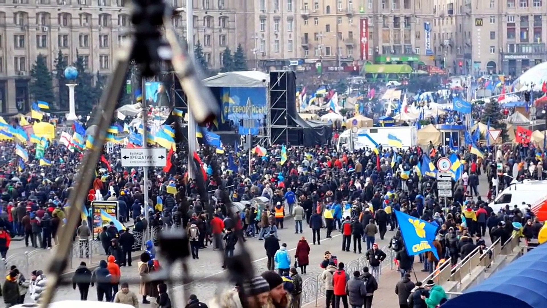 ⁣Revolution In Ukraine