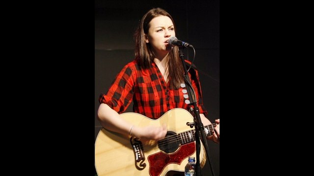 Amy MacDonald - Poison Prince - Live Nettetal Hamburg 04 09 2010