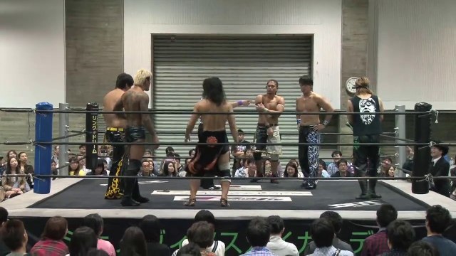HARASHIMA, Akito & Yasu Urano vs KUDO, Yukio Sakaguchi & Masa Takanashi (DDT)