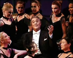 Placido Domingo sing La Donna e Mobile