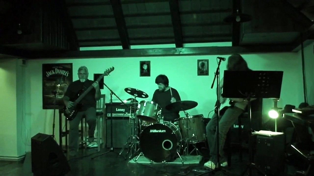 Blues & Rock session `70 - `80 statuar session at Queen`s Pub Oradea