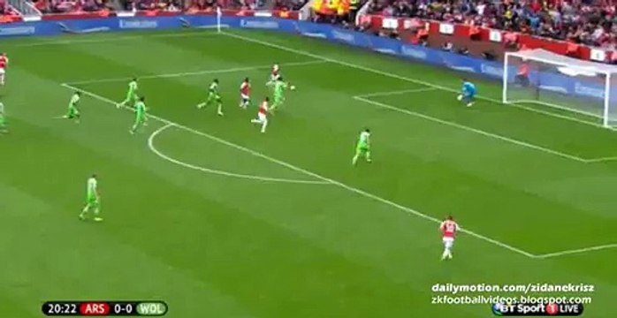 Theo Walcott Fantastic Chance - Arsenal v. Wolfsburg - Emirates Cup 26.07.2015