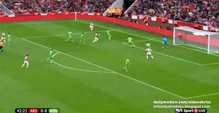 Mesut Özil Big Chance - Arsenal v. Wolfsburg - Emirates Cup 26.07.2015