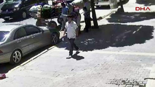 Suruç bombacısı kültür merkezine böyle girmiş