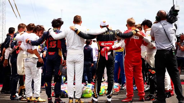 Vettel wins chaotic Hungarian Grand Prix