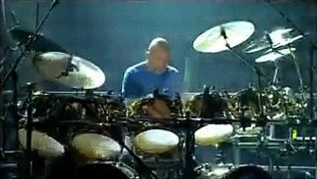 Genesis - Phil Collins e Chester Thompson (solo de bateria).avi